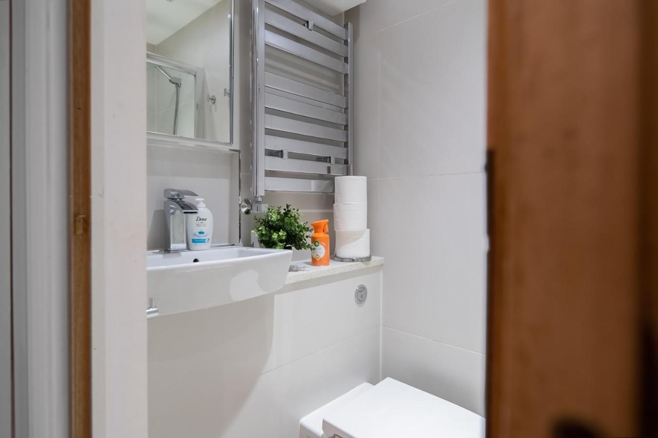 Chic 3 Bed Apartment Near London Bridge With Balcony Exterior foto